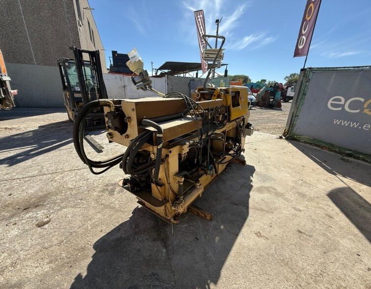 SOMAR MACHINE DE MOULAGE PAR INJECTION PLASTIQUE